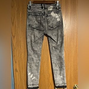 Hardly Worn Flying Monkey distressed skinny jeans